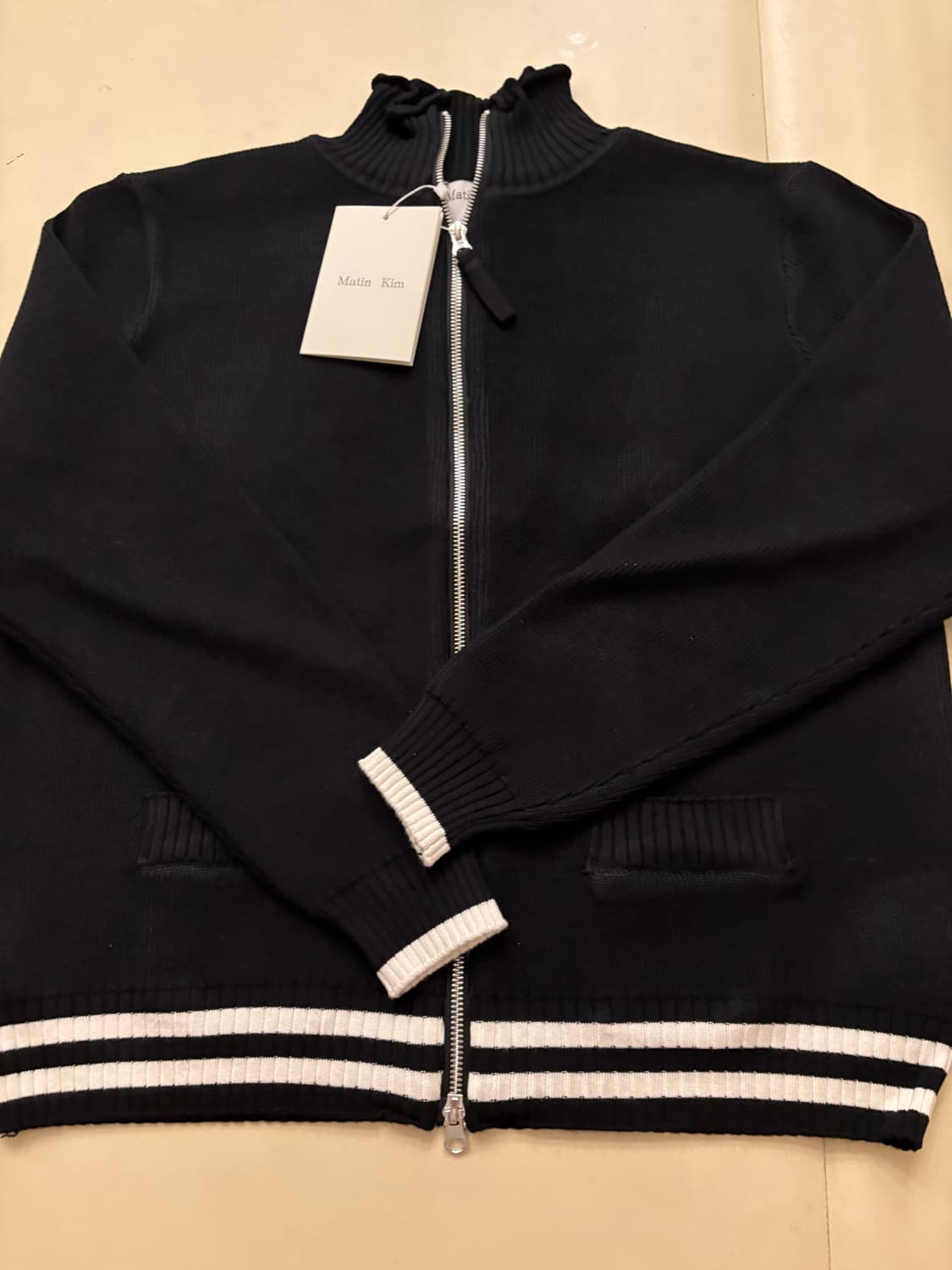 마뗑킴 마틴킴 스펠포인트 니트 집업 L (새상품) 상품이미지3