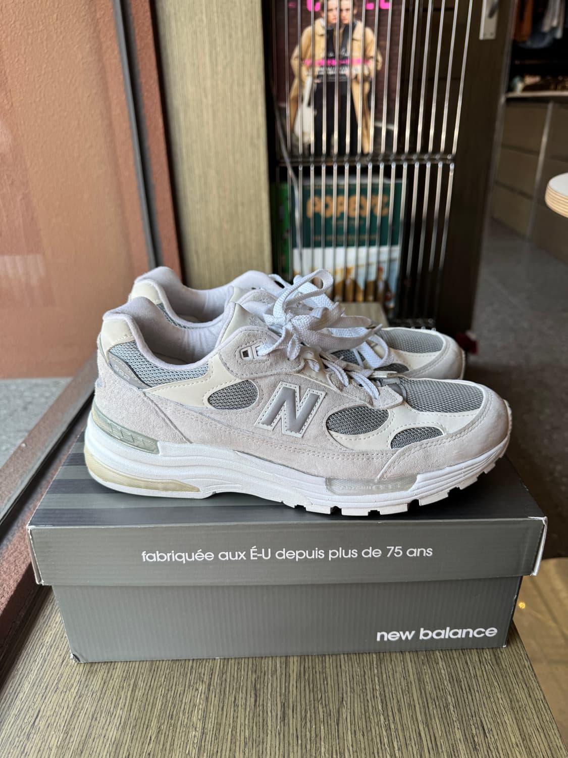 뉴발란스 992 화이트 실버 270 상품이미지3