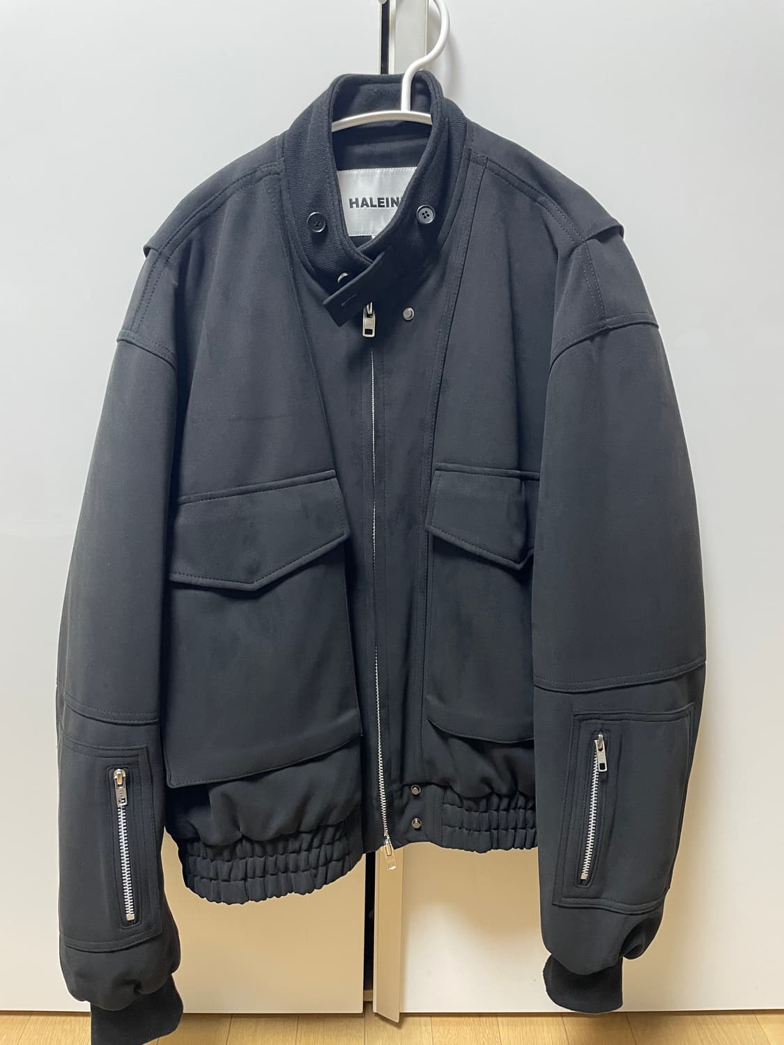 1 알렌느 3D 스웨이드 봄버 블랙 상품이미지2