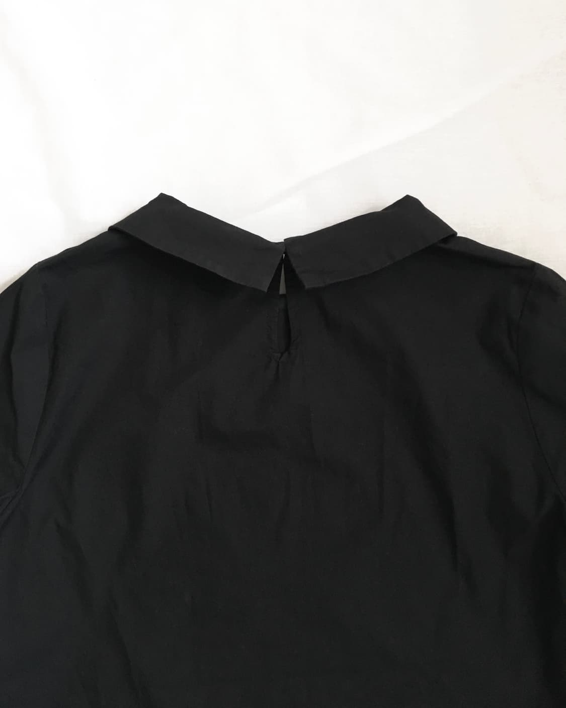 asymmetric round collar blouse 상품이미지5