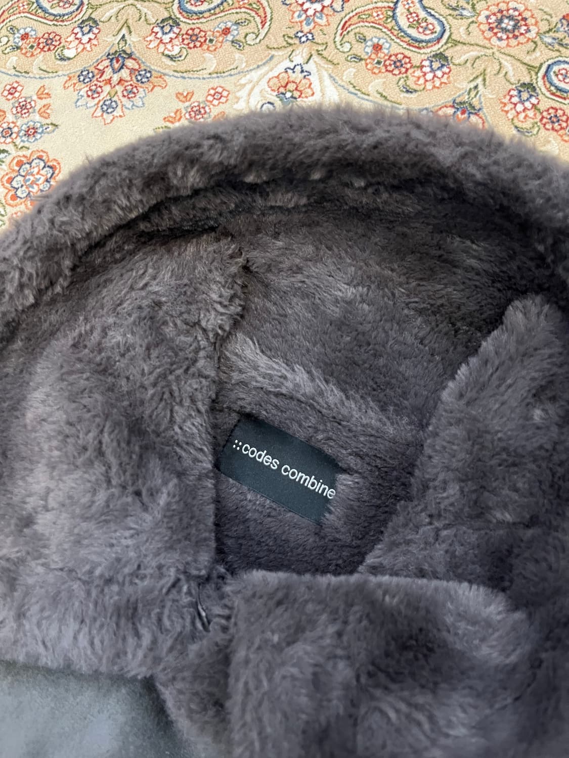 코데즈컴바인 비대칭 하이넥 무스탕 자켓 상품이미지5