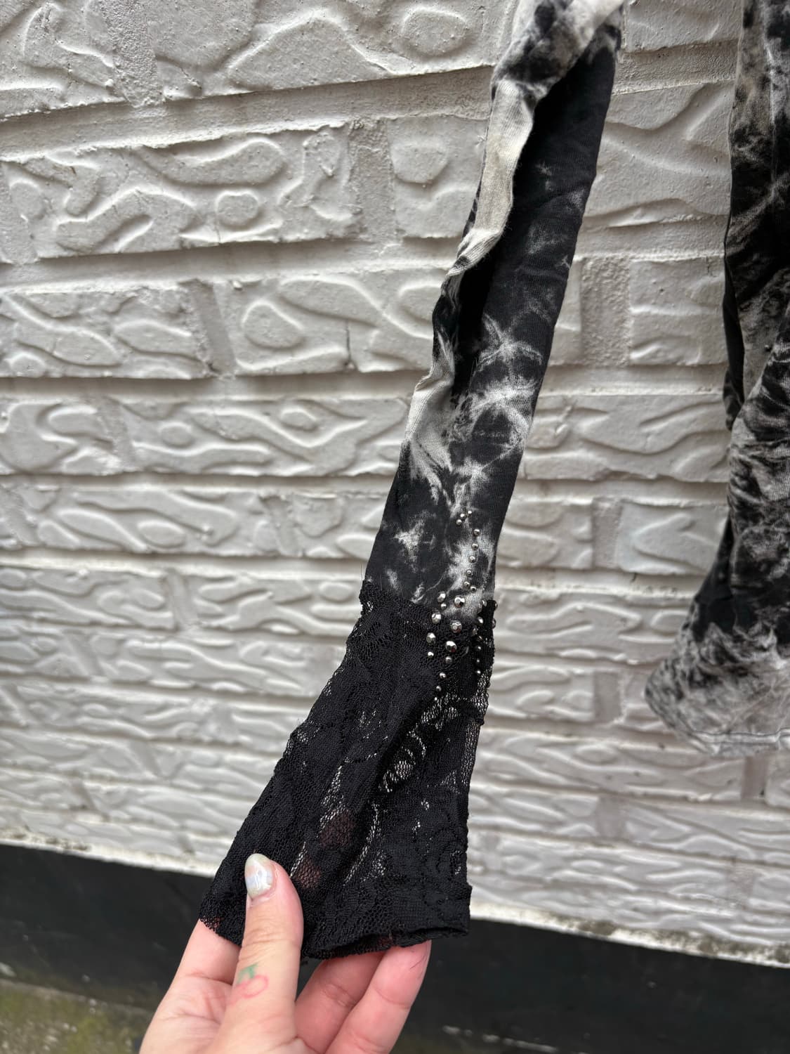 타이다이 데미지 디테일 탑 상품이미지3