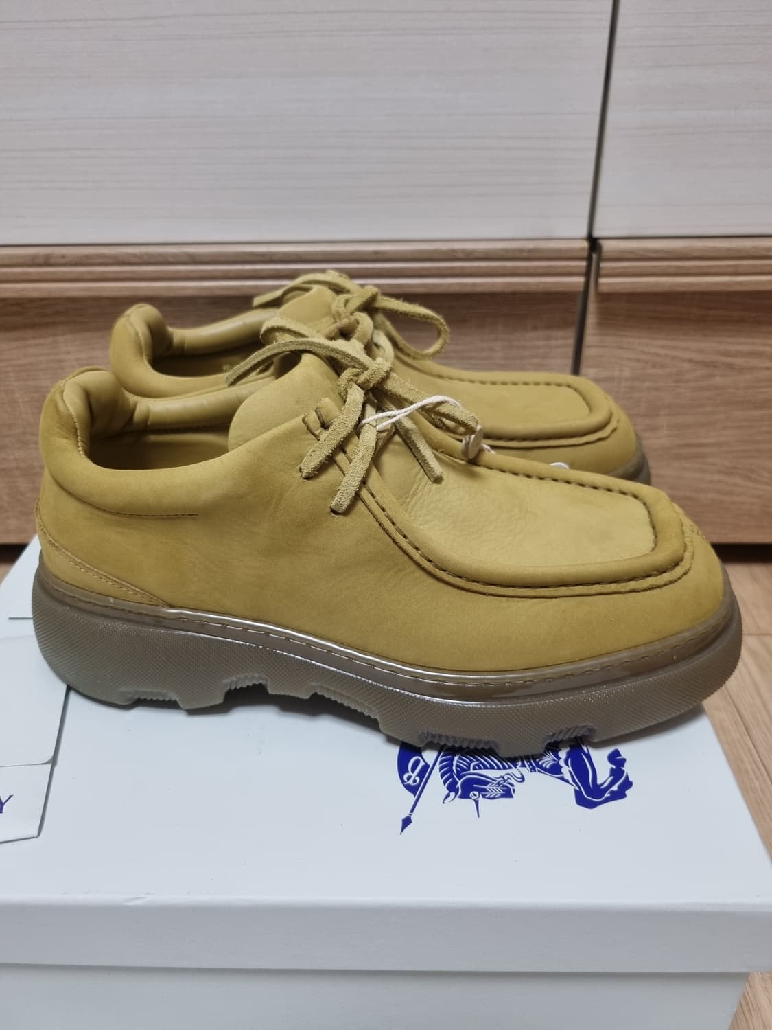 버버리 더비슈즈 41사이즈 상품이미지4