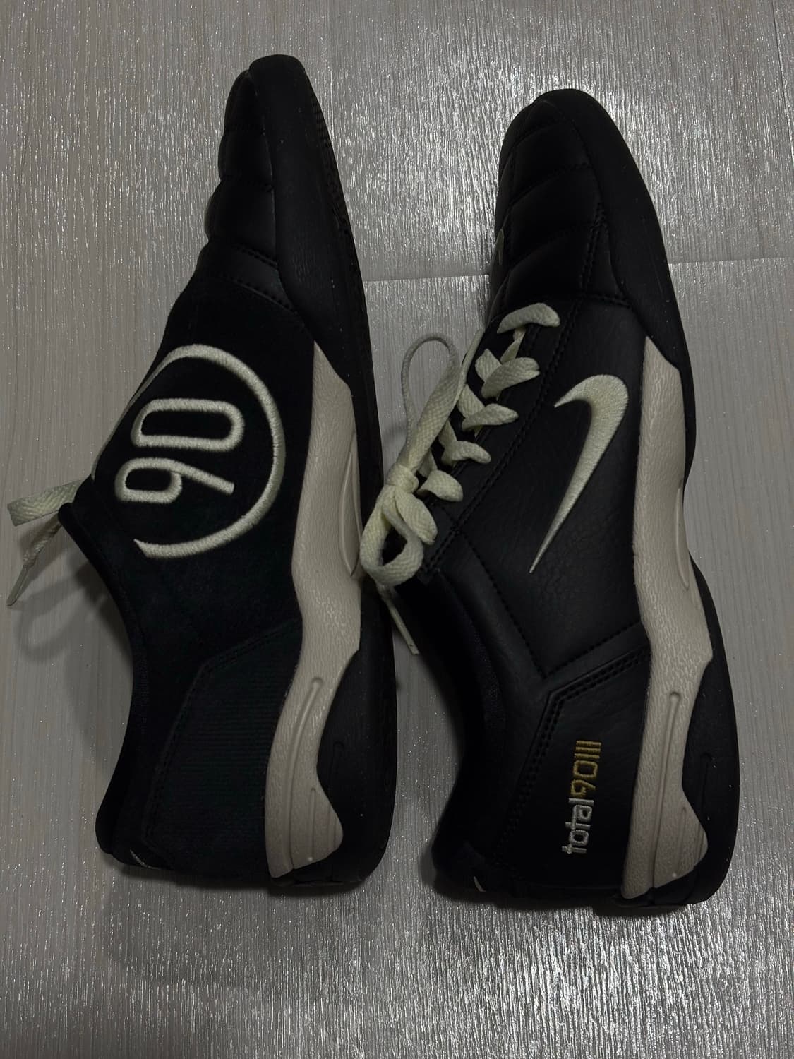 나이키 토탈90 270 상품이미지3