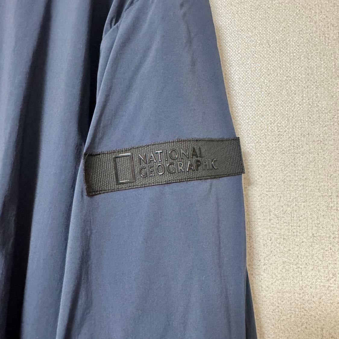 내셔널 지오그래픽 바람막이 XXXL 팝니당 상품이미지3