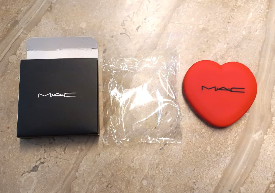 맥 MAC 레드 하트 거울 (새제품) 4000원 상품이미지6