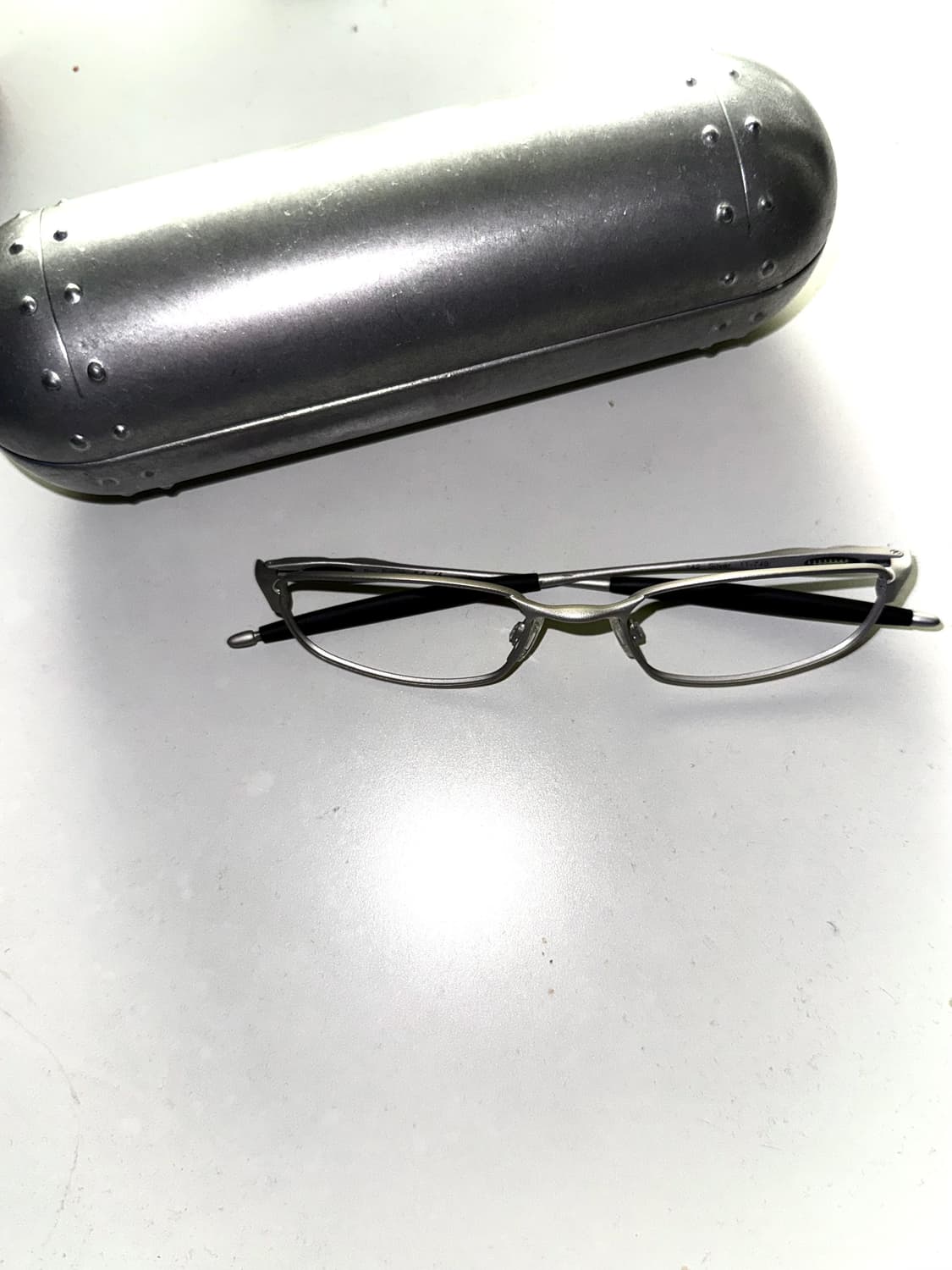 오클리 박스스프링 2.0 실버 새상품 상품이미지1