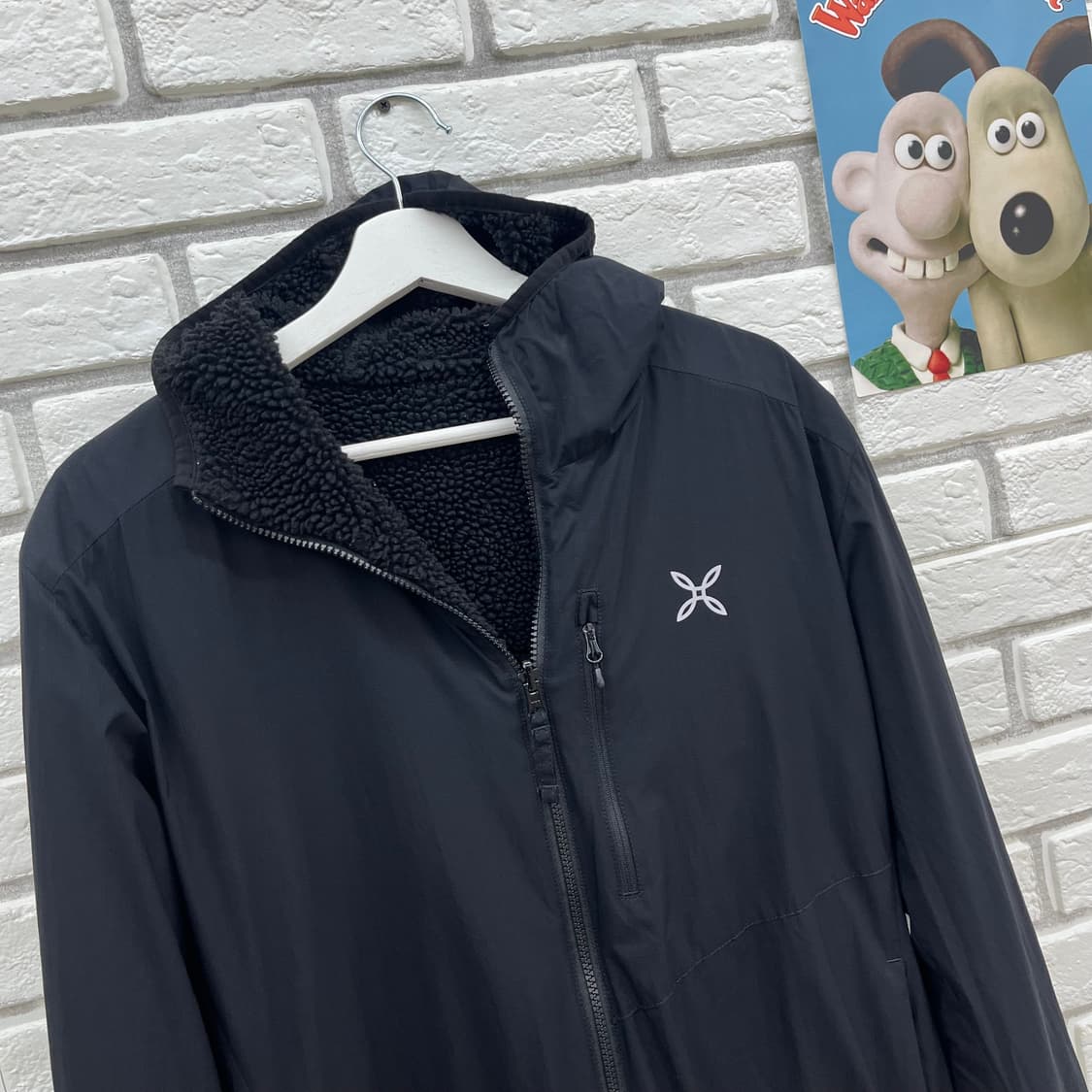 몬츄라 블랙 리버시블 후드 자켓-L 100 상품이미지2