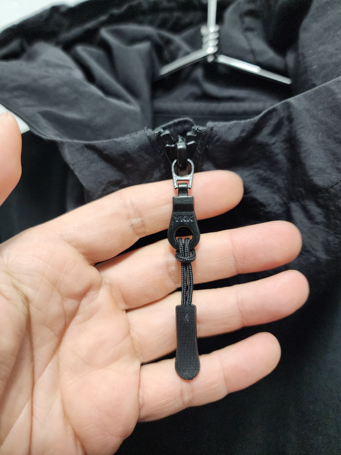 아웃스탠딩 유틸리티 tech 후드 반집업 상품이미지4