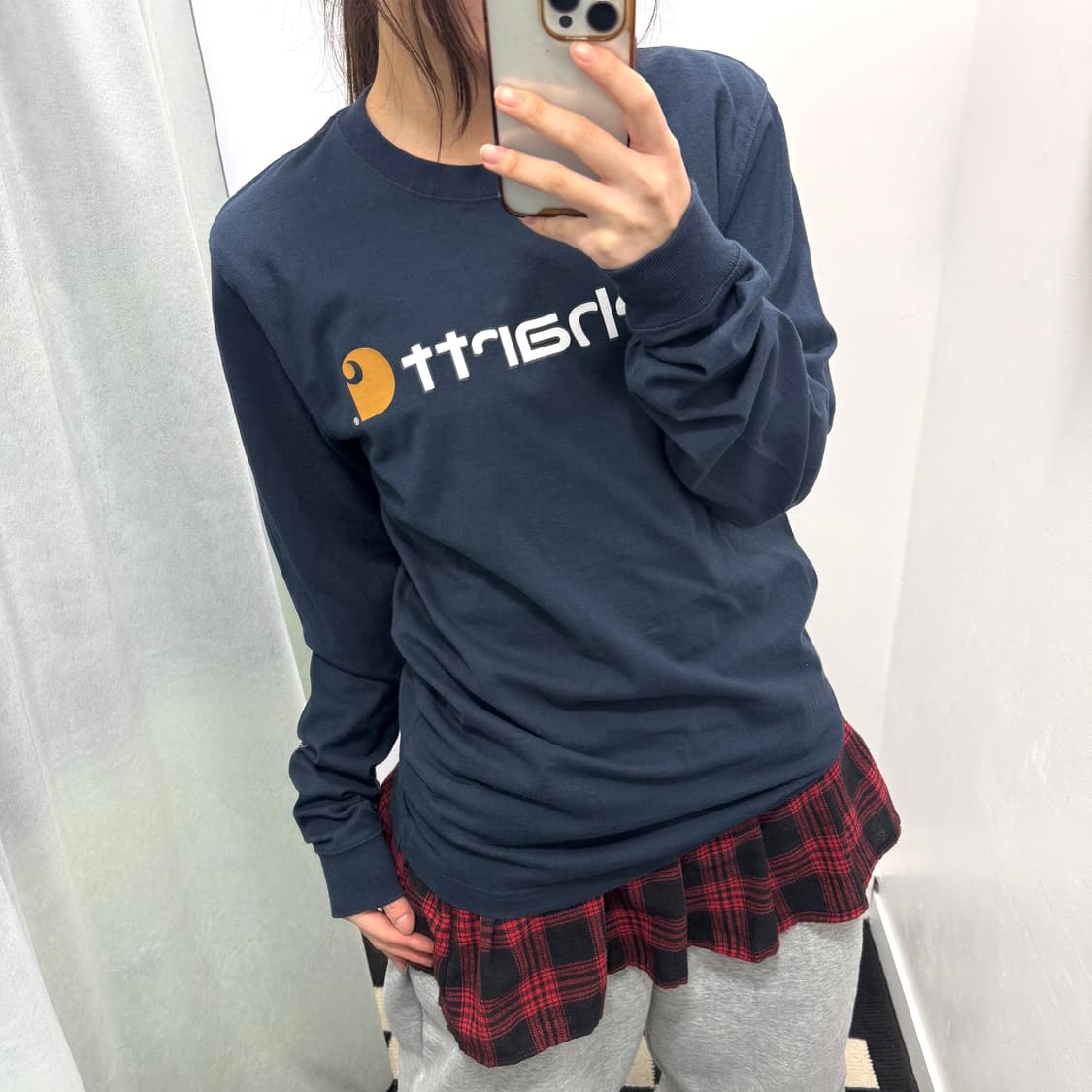 칼하트 네이비 릴렉스드핏 롱슬리브 상품이미지1