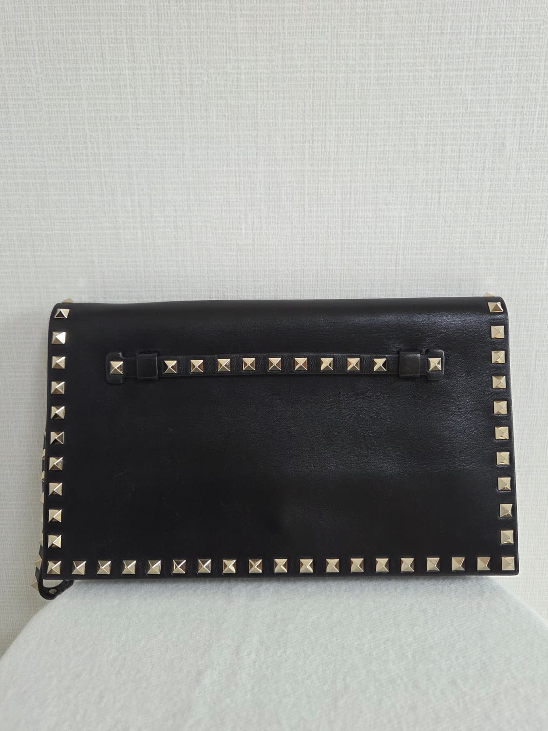 발렌티노 락스터드 클러치백 상품이미지3