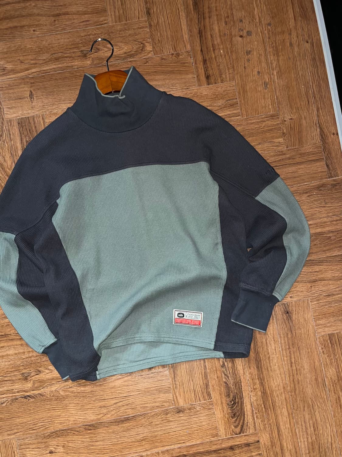 나이키 배색 니트 상품이미지3