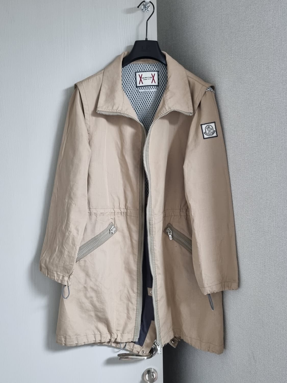 몽클레어 감마블루 레인코트 상품이미지1