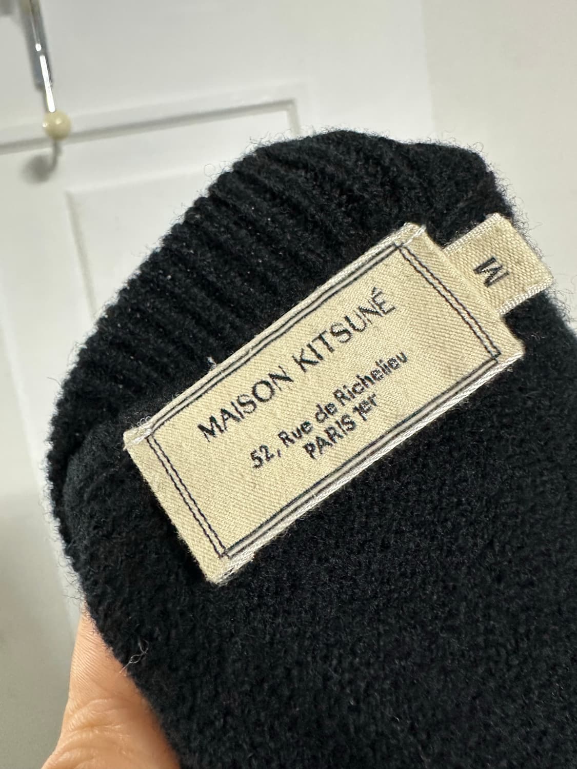 메종키츠네 폭스 자수패치 램스울 니트 상품이미지3