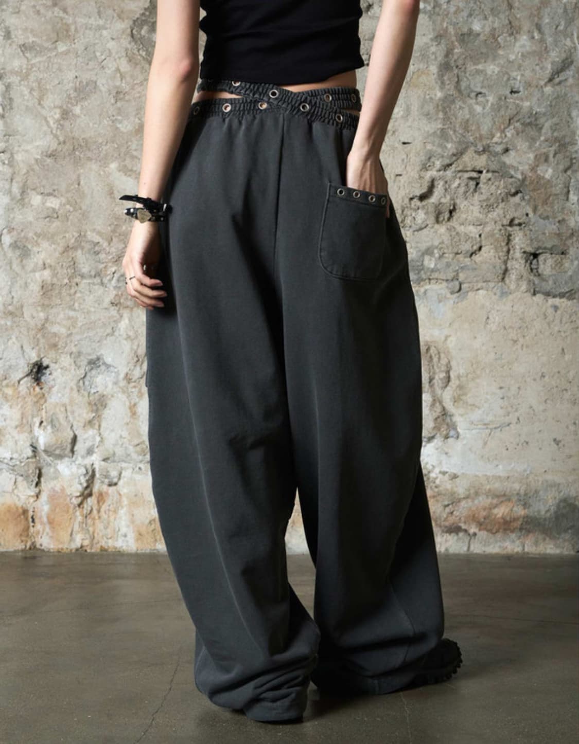 EUCT  Dual-waist eyelet sweatpants 상품이미지3