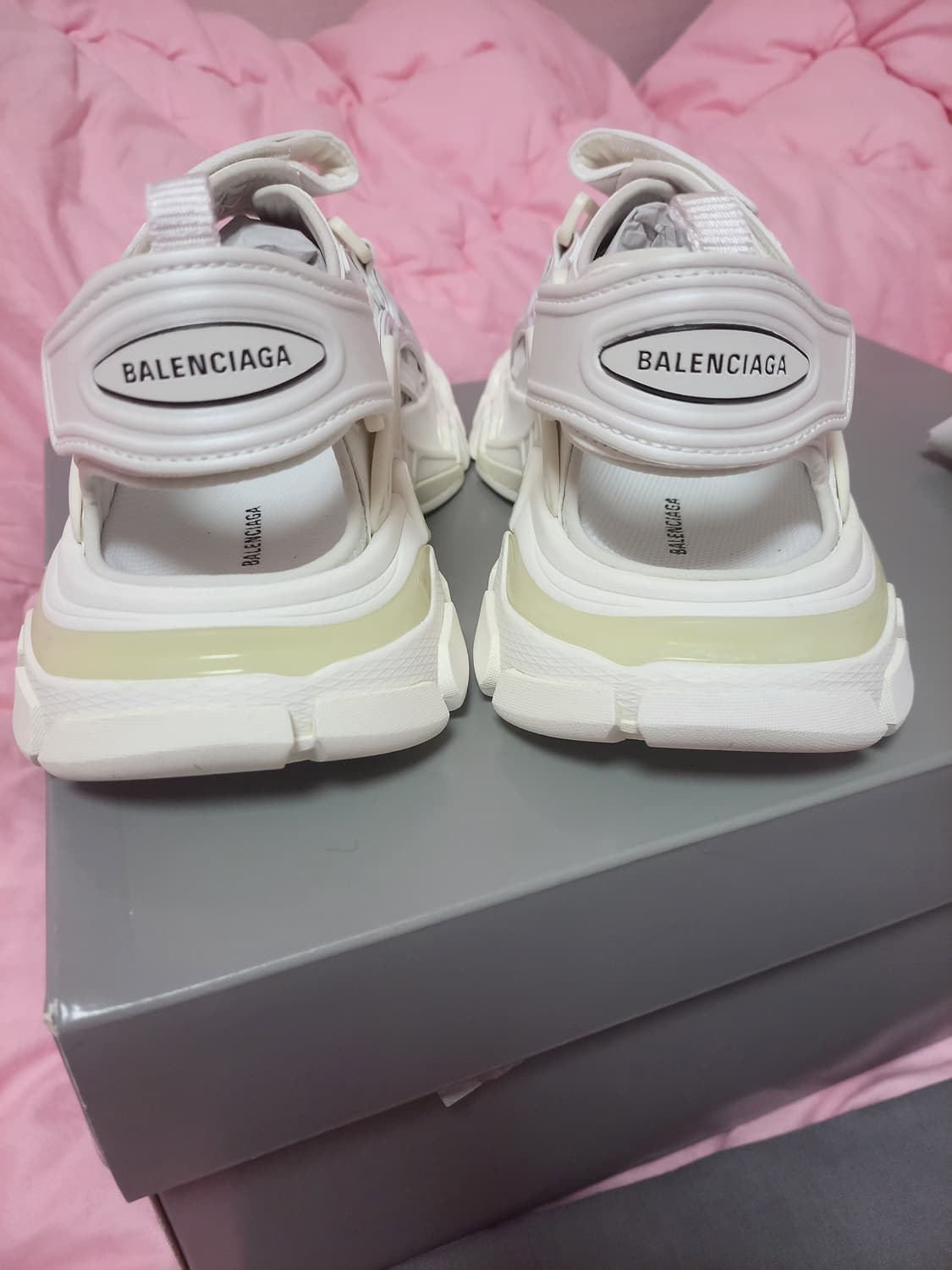 정품)급처미사용새상품!발렌시아가 트랙 샌들 36사이즈 1개남음! 상품이미지2