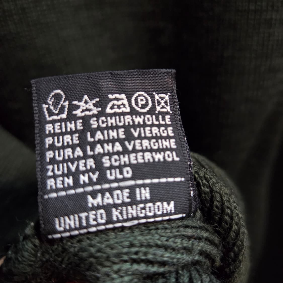 90's 버버리 코만도 스웨이드 엘보패치 울 니트 스웨터 상품이미지10