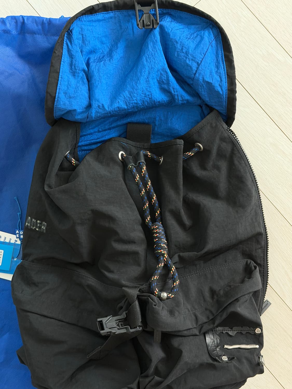 아더에러 백팩 판매 상품이미지6