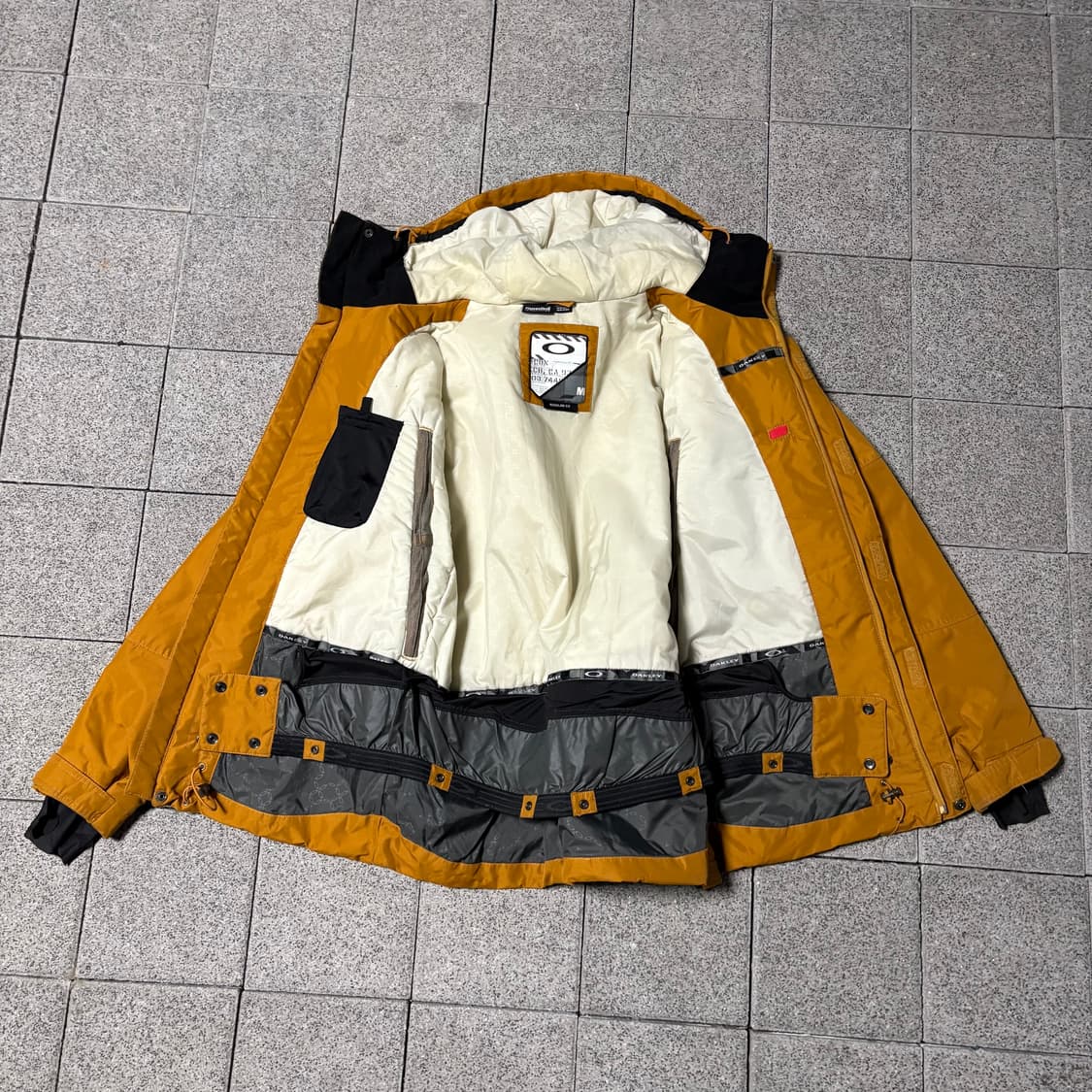 오클리 머스타드 신슐레이트 후디드 점퍼 상품이미지7