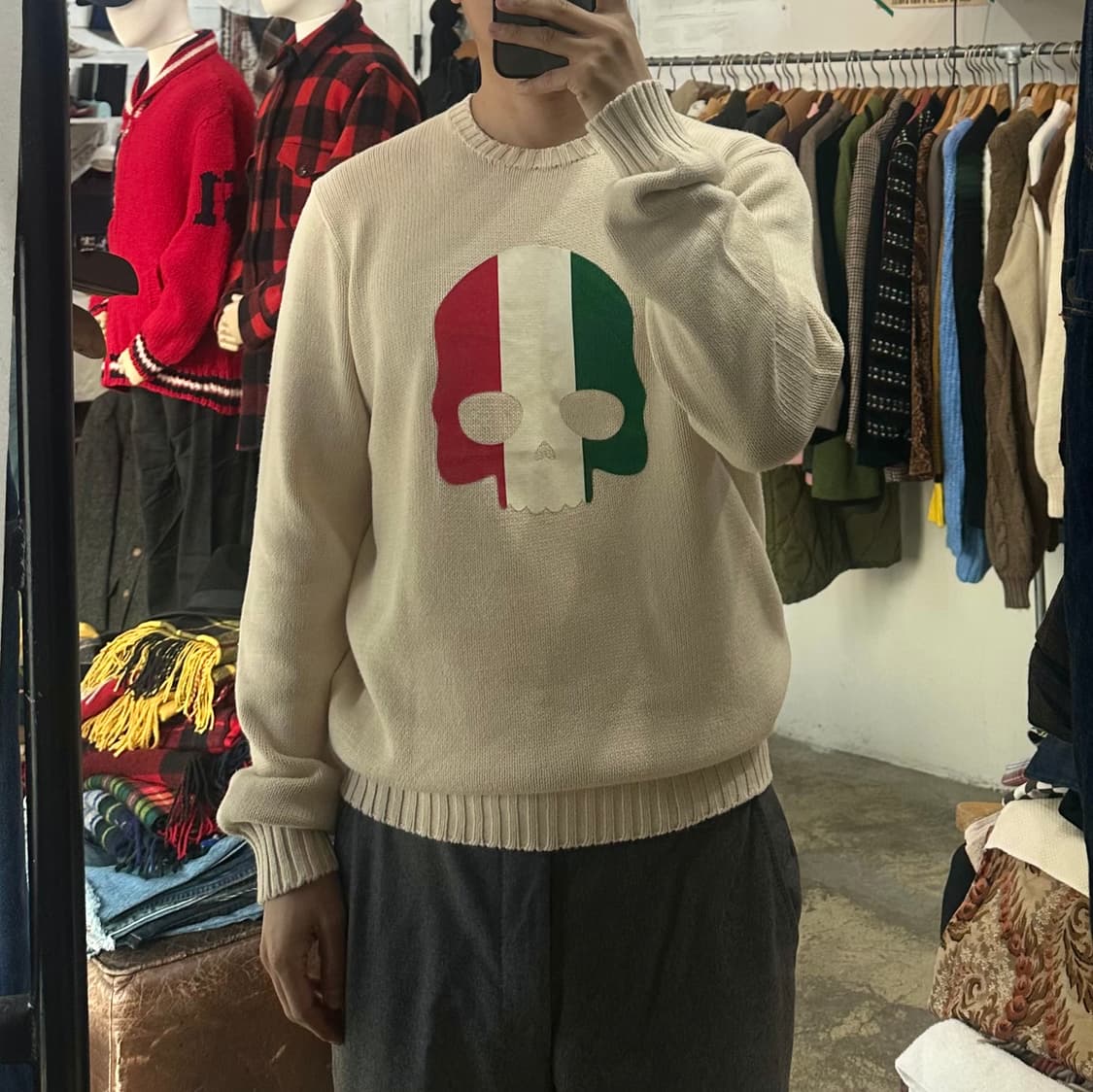 (착용컷) HYDROGEN 스컬 코튼 니트 (남성용 100-103) 상품이미지3