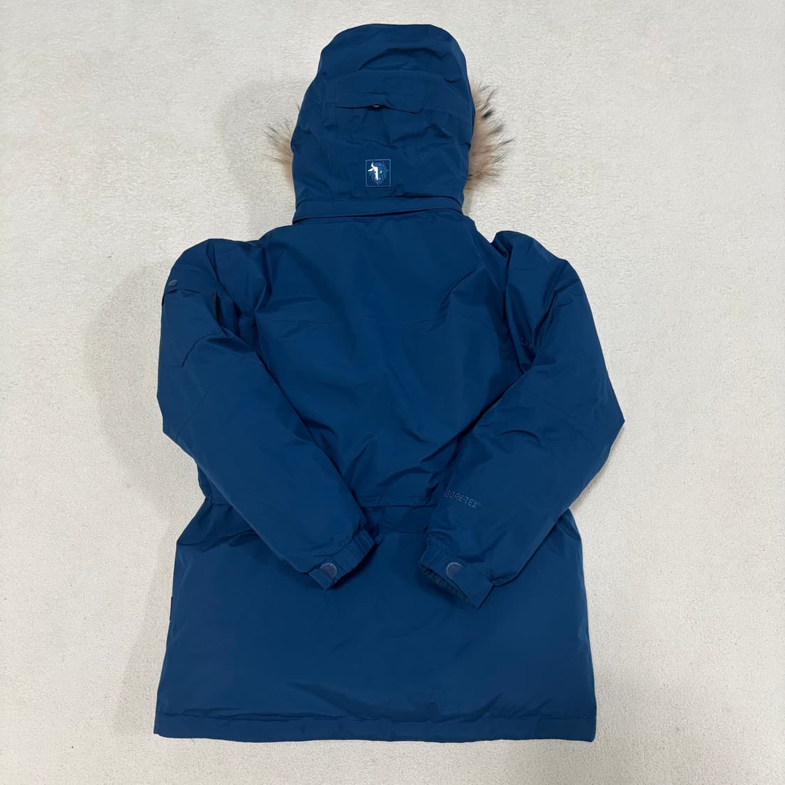 100 블랙야크 고어텍스 라쿤털 거위털 패딩 상품이미지2