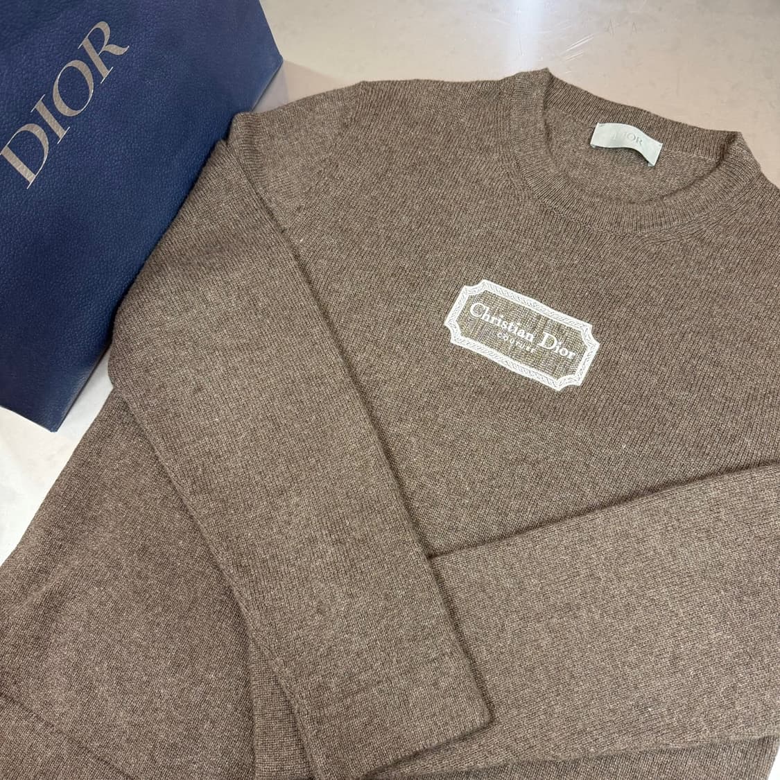 [리오브] 디올 꾸뛰르 자수 로고 캐시미어 니트 상품이미지3