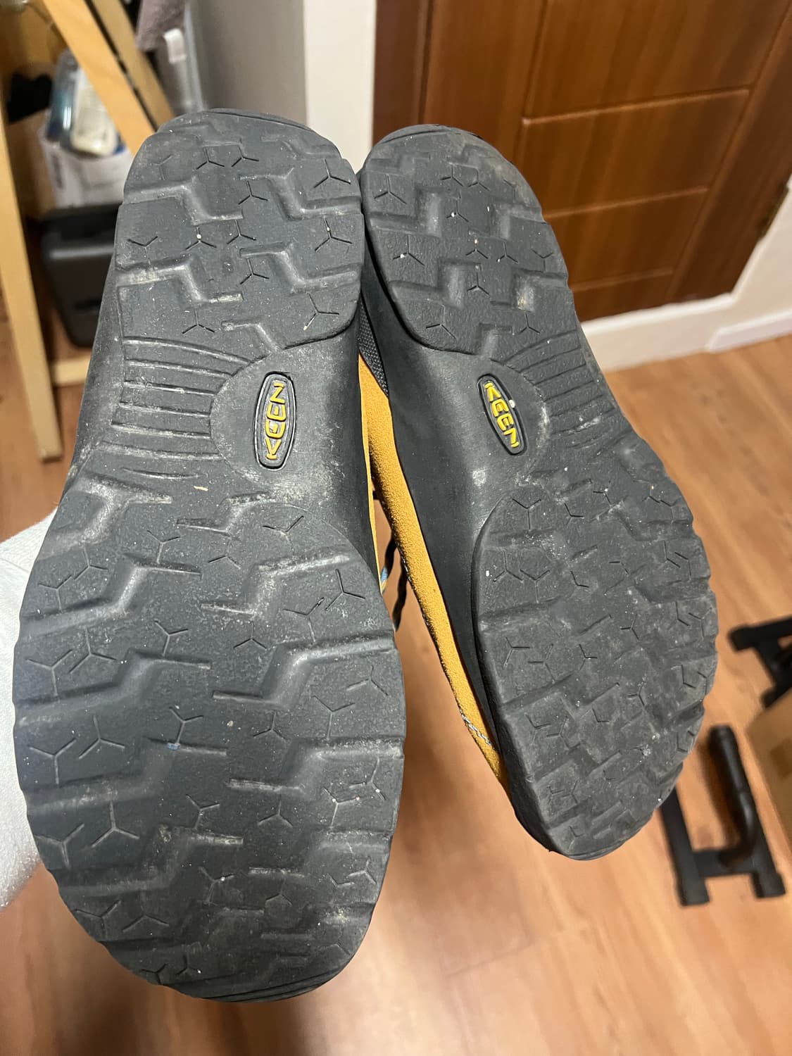 킨 재스퍼 스웨이드 스니커즈 카멜 275 판매 상품이미지8