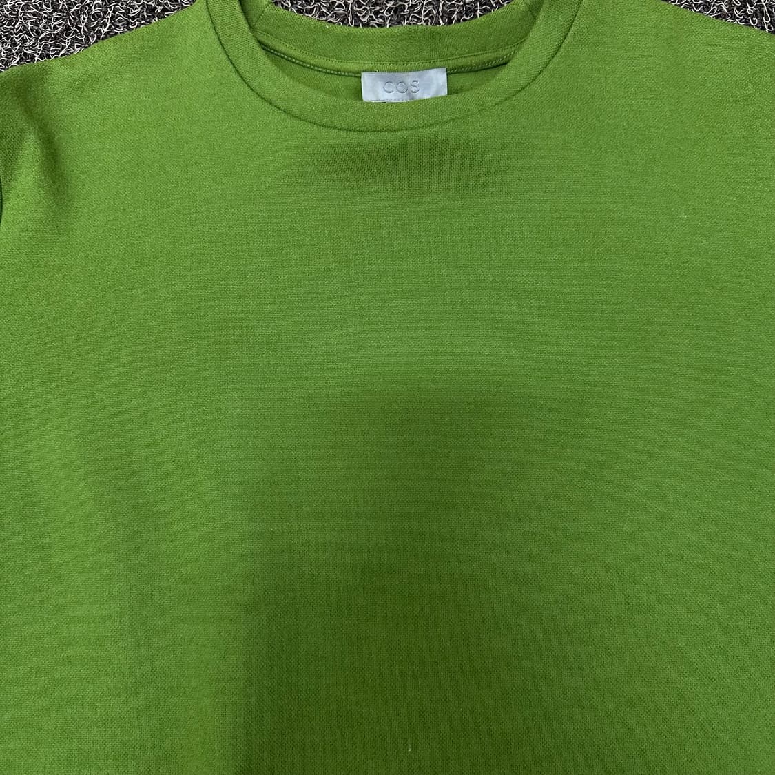 COS 코스 맨투맨 그린 M 상품이미지3