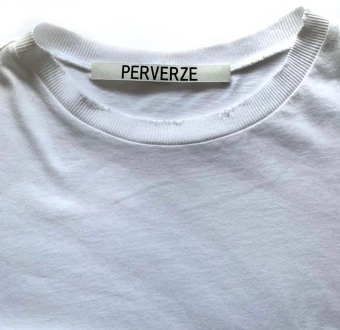 퍼버즈 티셔츠 상품이미지2