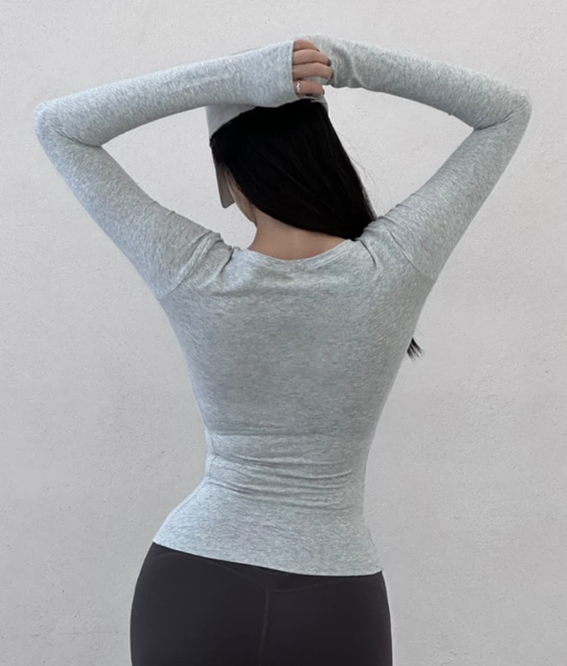 Monpeach 유넥 슬림핏 긴팔 티셔츠 상품이미지2