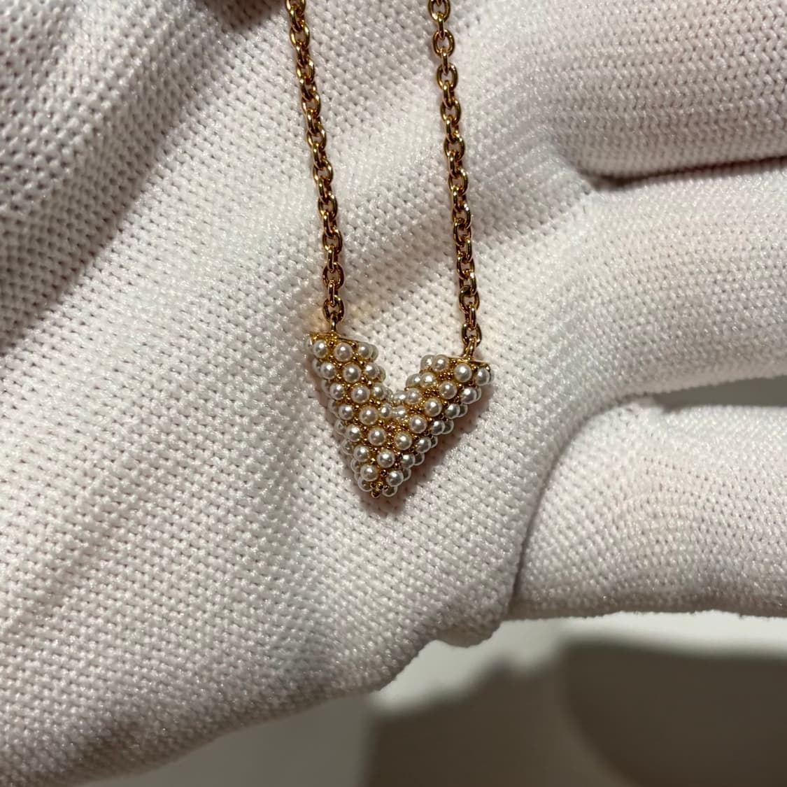 A+ / OS 루이비통 에센셜 V 진주 목걸이 골드 상품이미지2