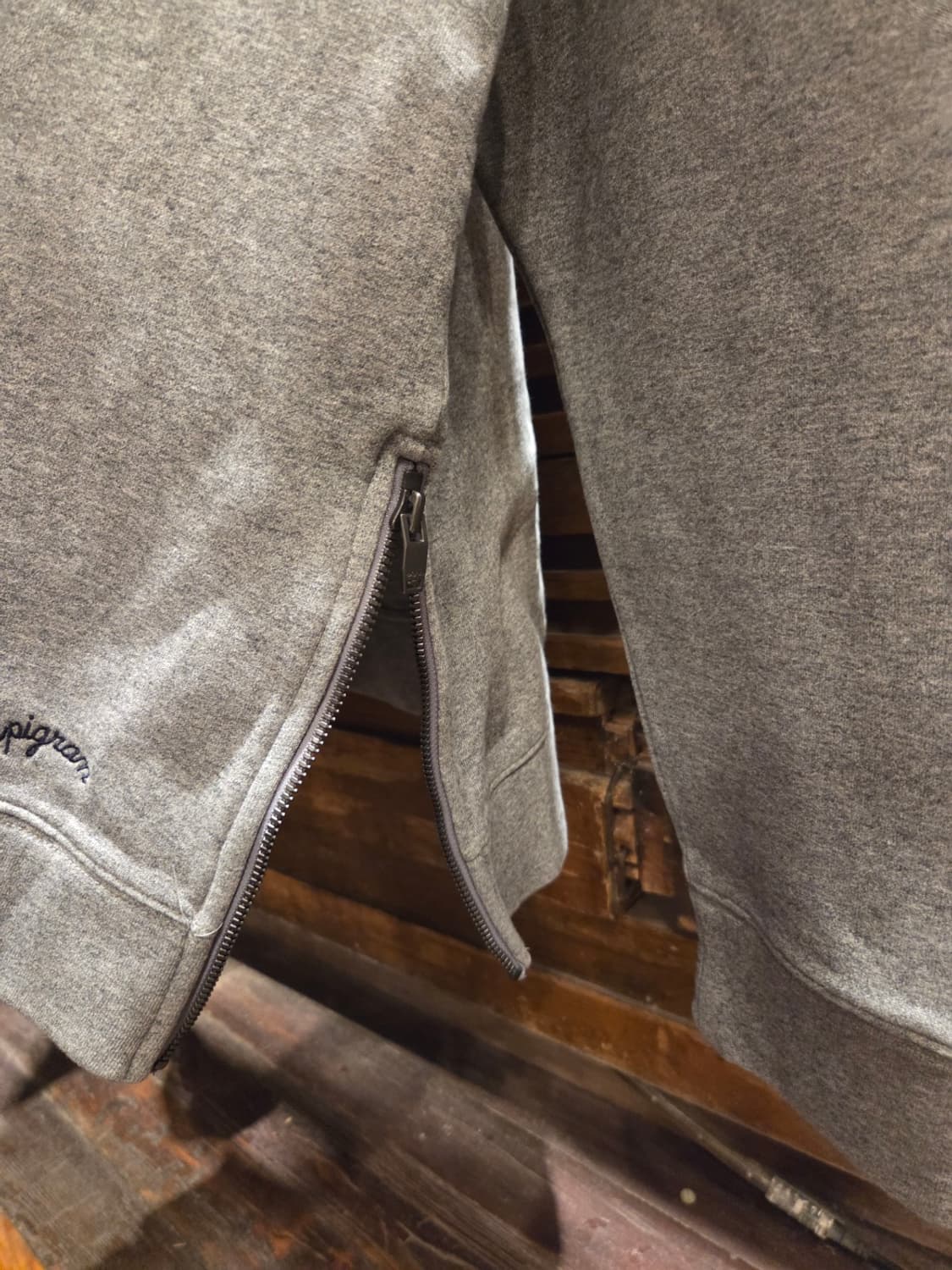 시리즈 스웻 상품이미지6