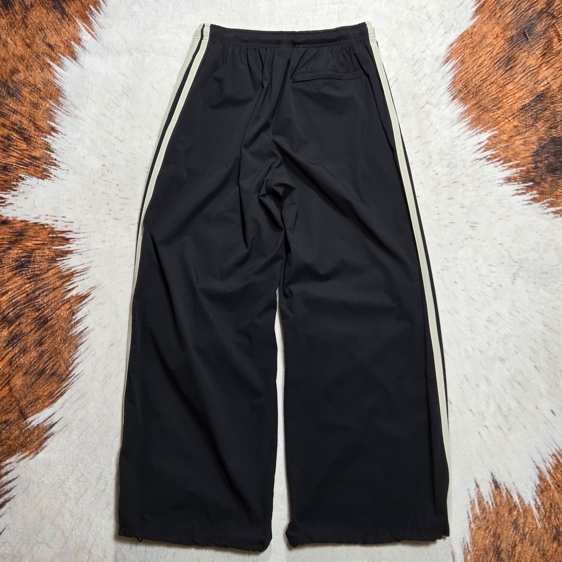 필루미네이트 와이드 파라슈트 트랙 팬츠 상품이미지4