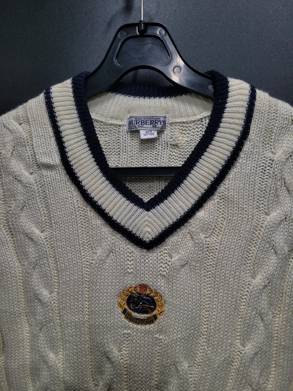 Burberry 버버리 자수로고 크롭 베스트 상품이미지2