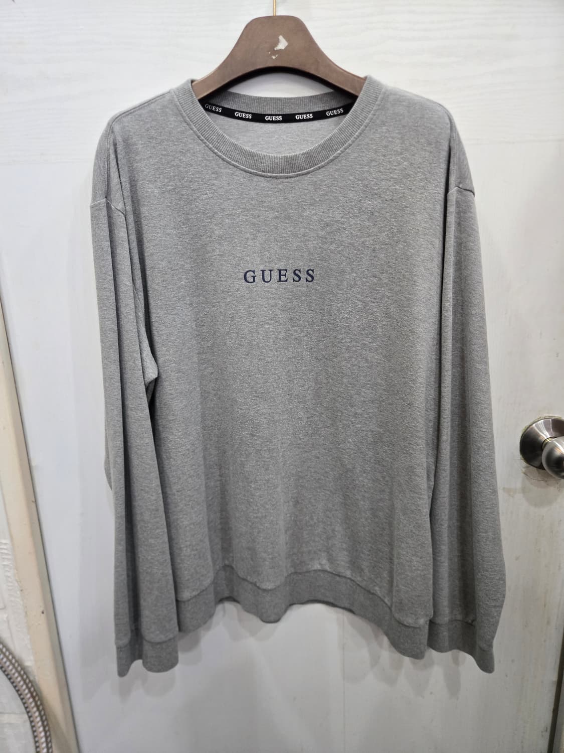 105,XL)) GUESS 게스 맨투맨 티셔츠! 깔끔한 디자인! 상품이미지1