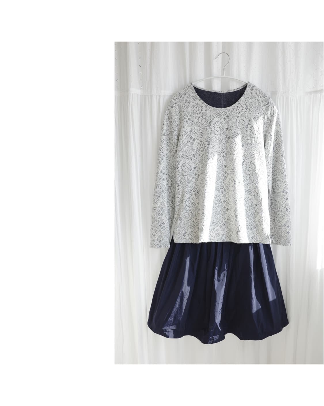 Gu navy flare skirt 상품이미지3