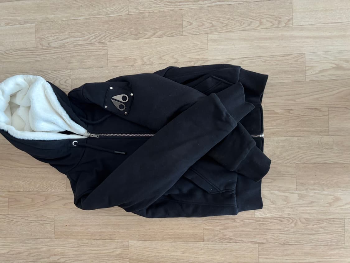 무스너클 바니스웨터 상품이미지2