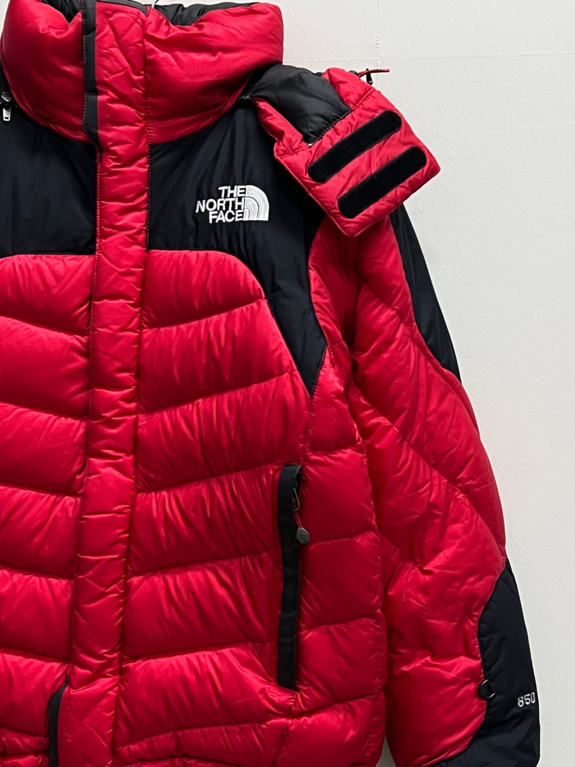 노스페이스 에베레스트 구스다운 패딩자켓 레드/블랙 상품이미지3