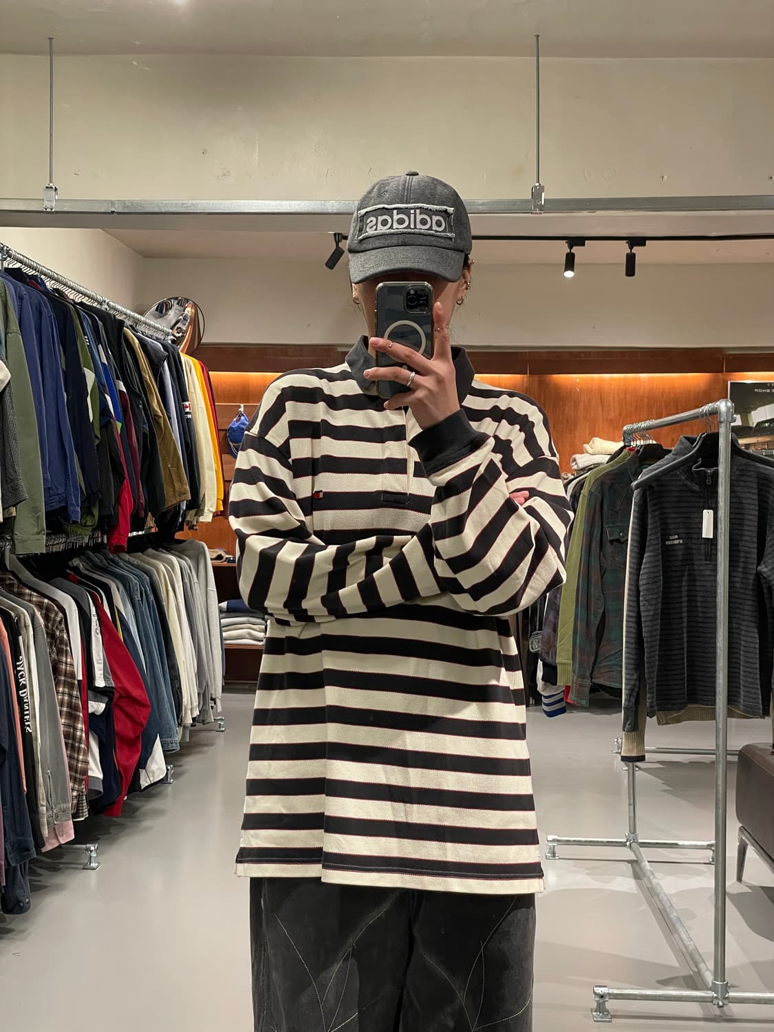 타미힐피거 스트라이프 카라 티셔츠  상품이미지2