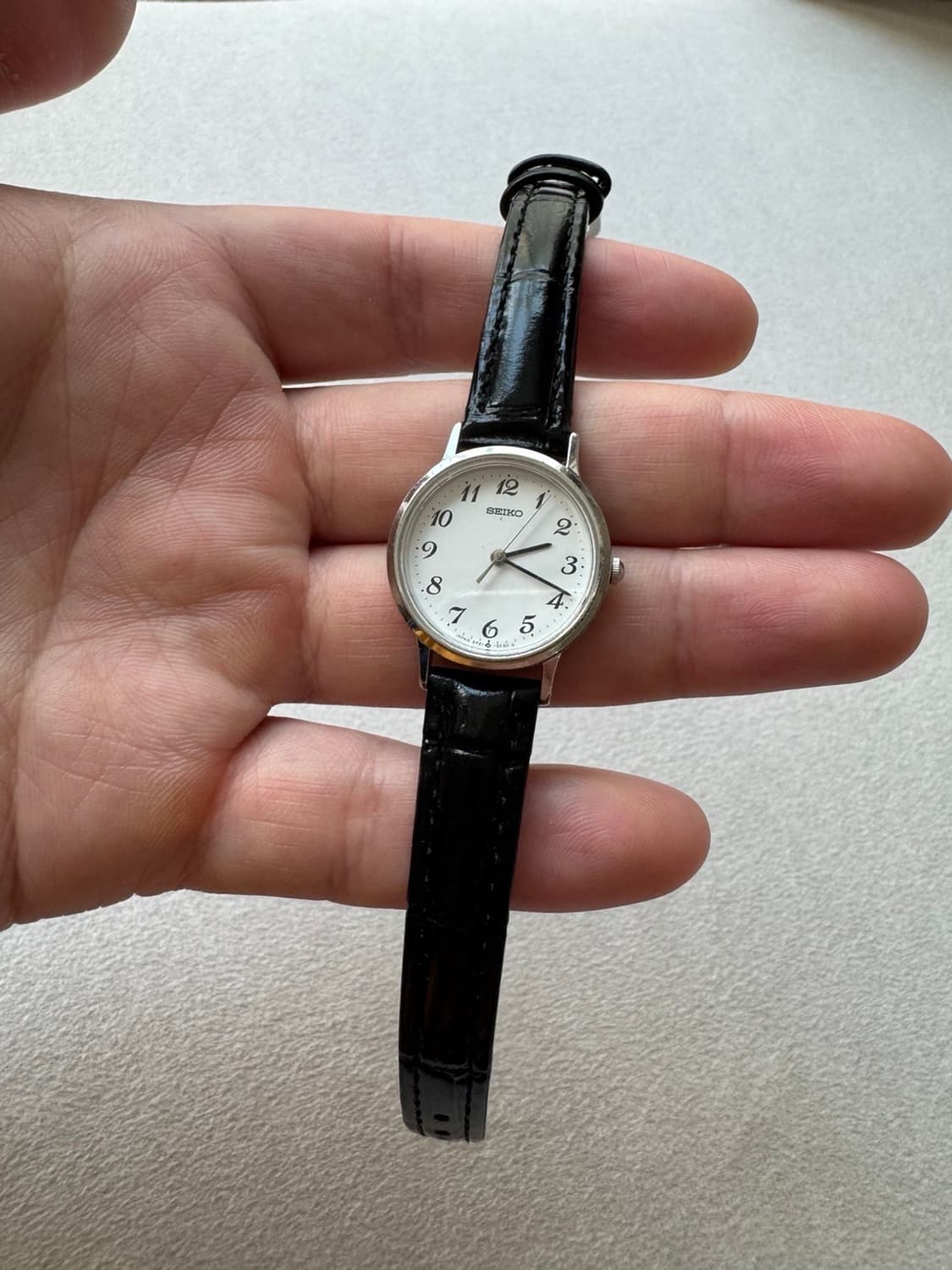 Seiko quartz silver vintage 2P21-0A30 상품이미지1