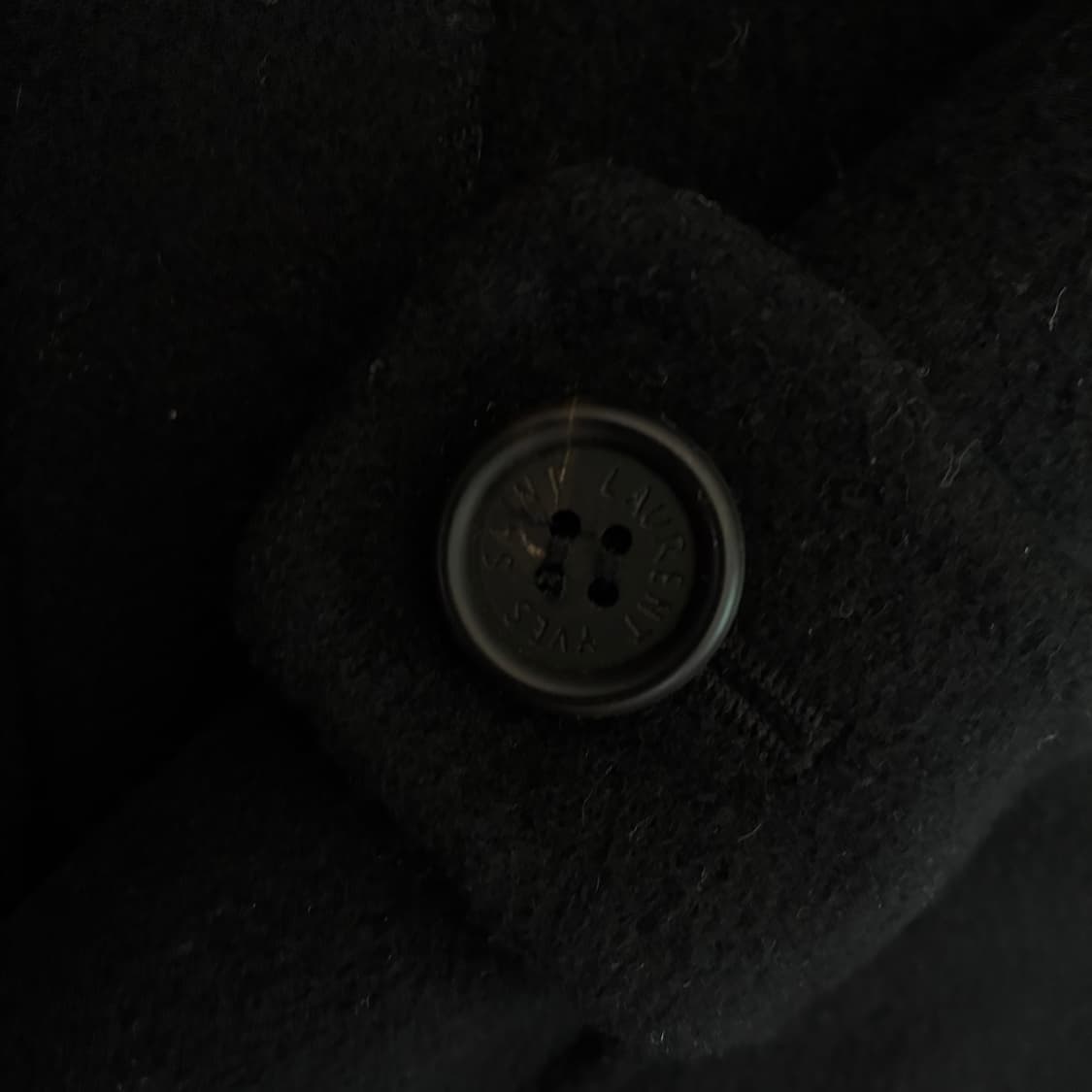 Yves Saint Laurent  입생로랑 블랙 카라 울 코트 상품이미지4