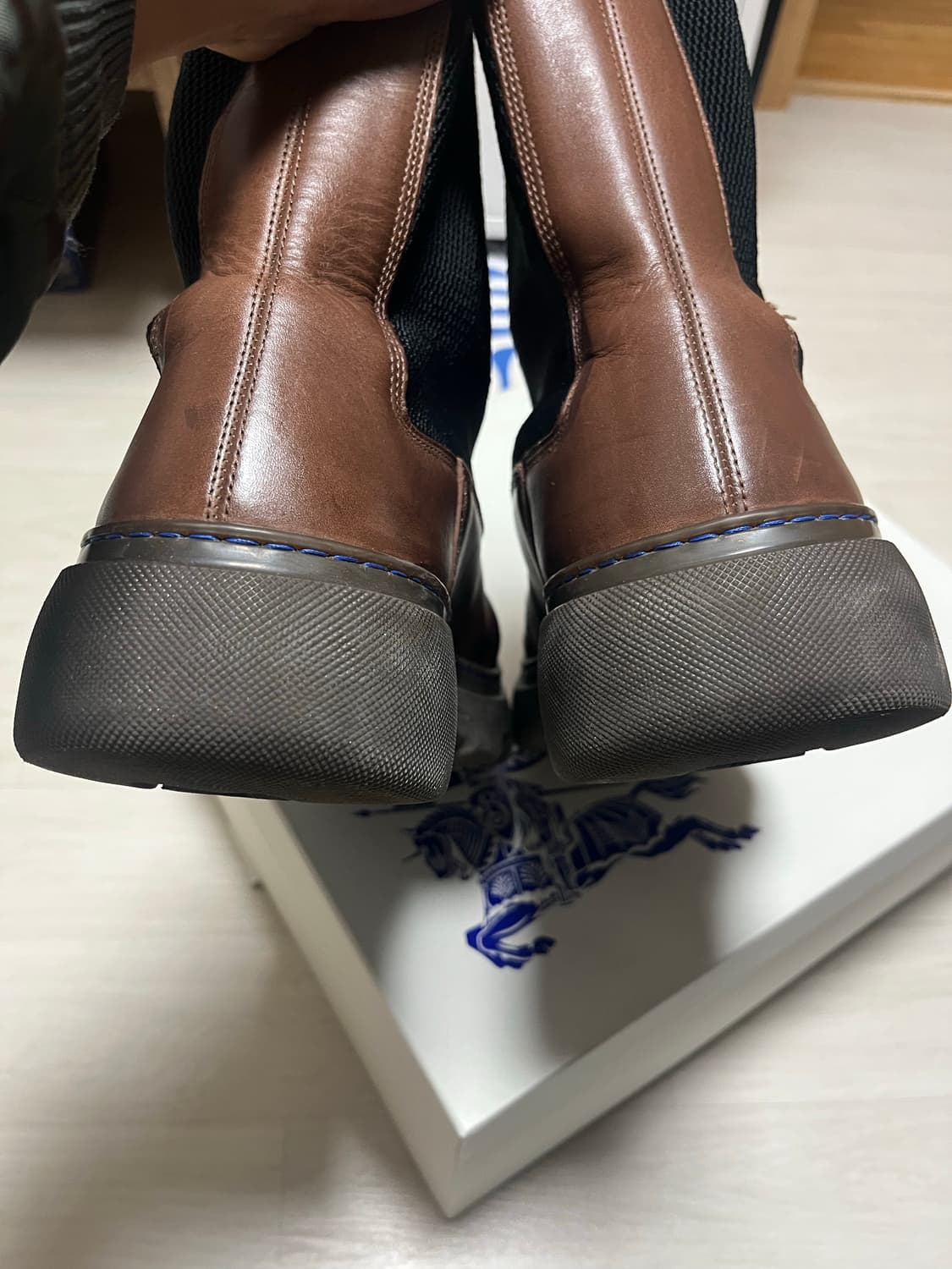 버버리 첼시 부츠 러버솔 상품이미지4