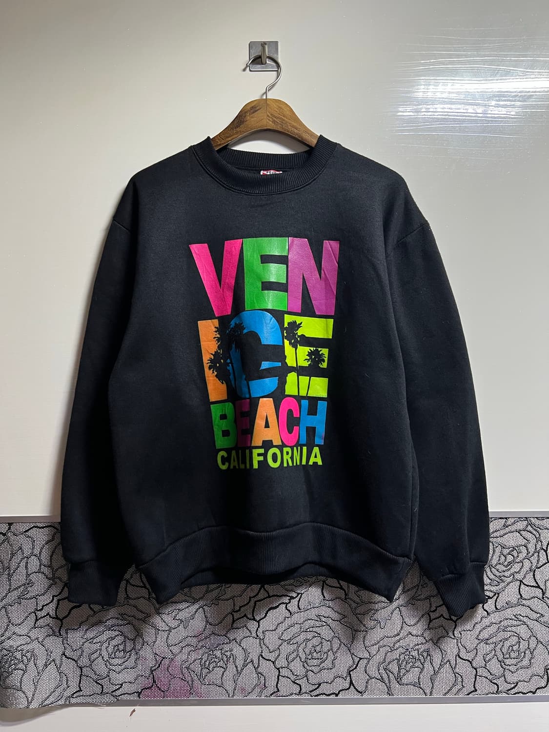 VENICE BEACH 캘리포니아 맨투맨 블랙 상품이미지1