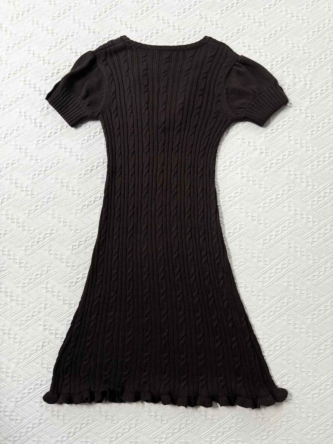 러플 버튼 디테일 케이블 니트 패턴 원피스 상품이미지5