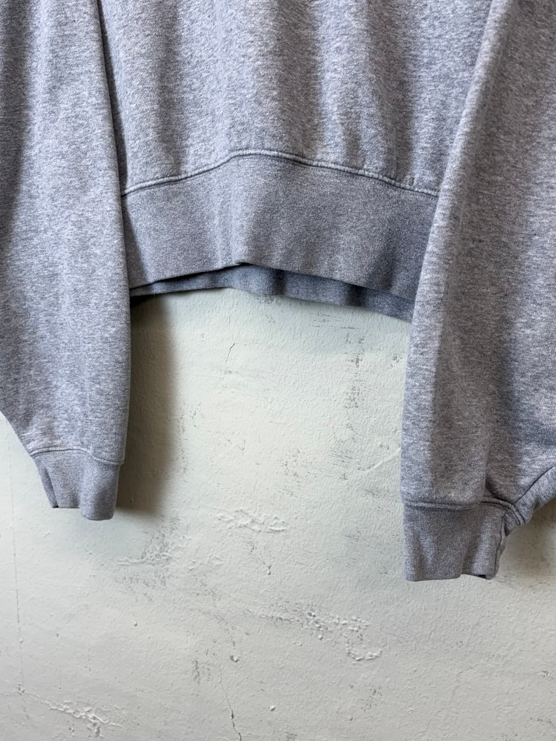 나이키 미드 스우시 크롭 맨투맨 그레이 상품이미지3