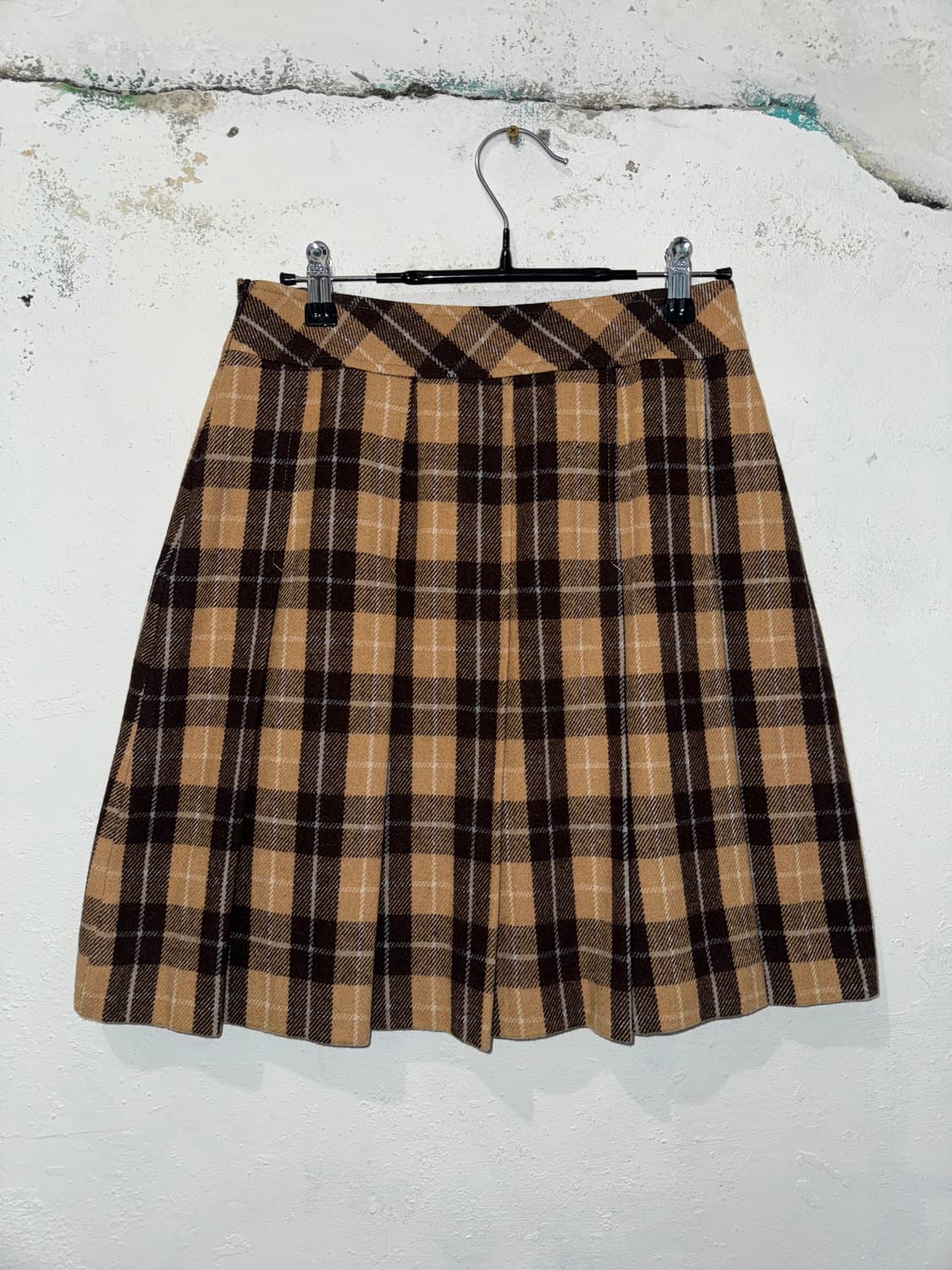 톰보이 브라운 레더 벨트 체크스커트 상품이미지3