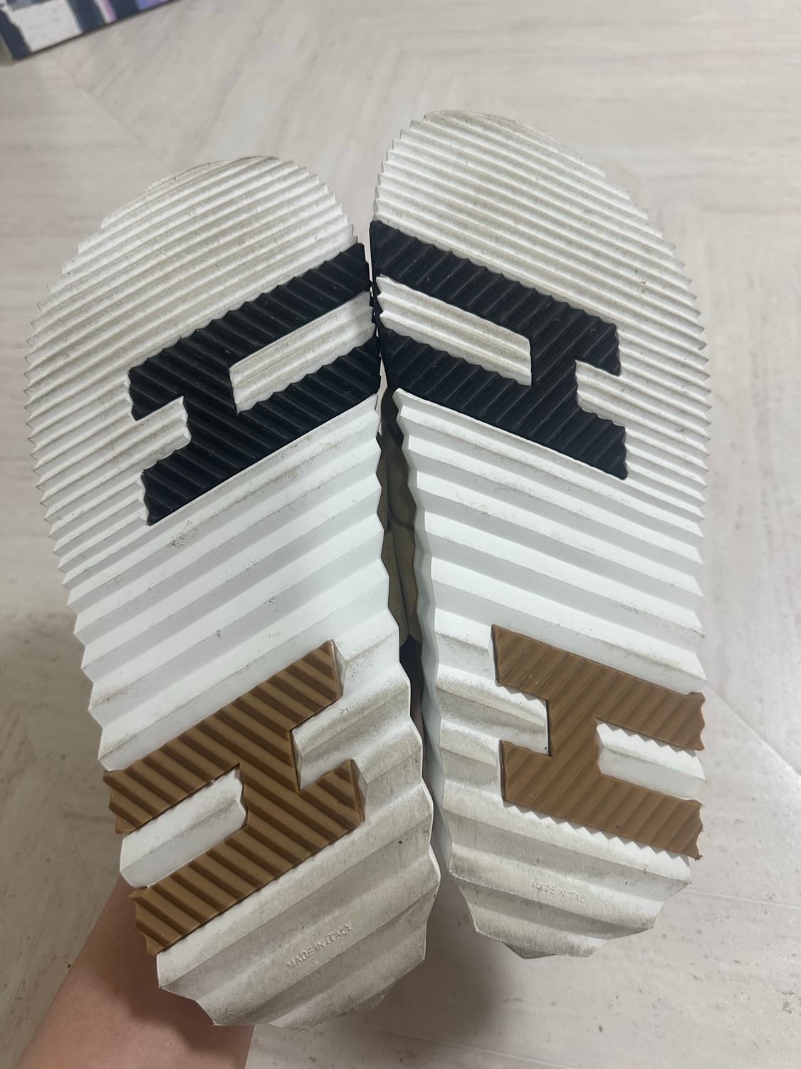 [42] 에르메스 일렉트릭 샌들 스웨이드 고트스킨& 베쥬 알바트르 상품이미지6