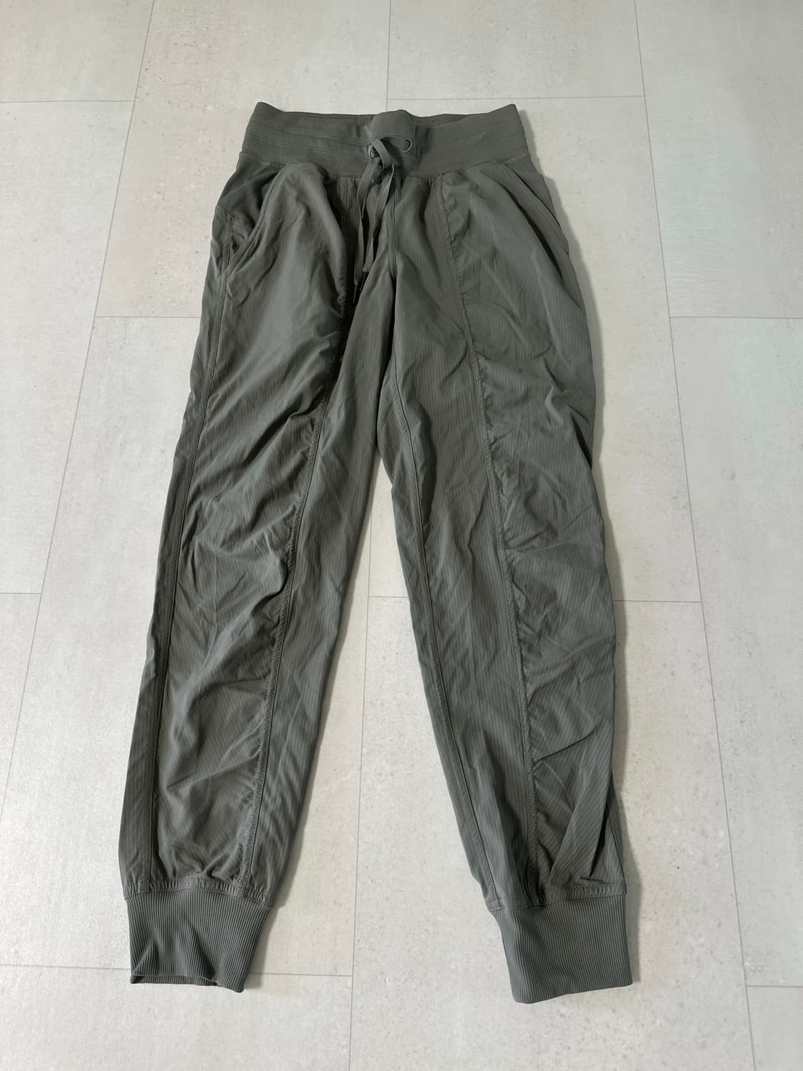 (XS)룰루레몬 댄스스튜디오 조거팬츠 아시아핏 판매해요 상품이미지1