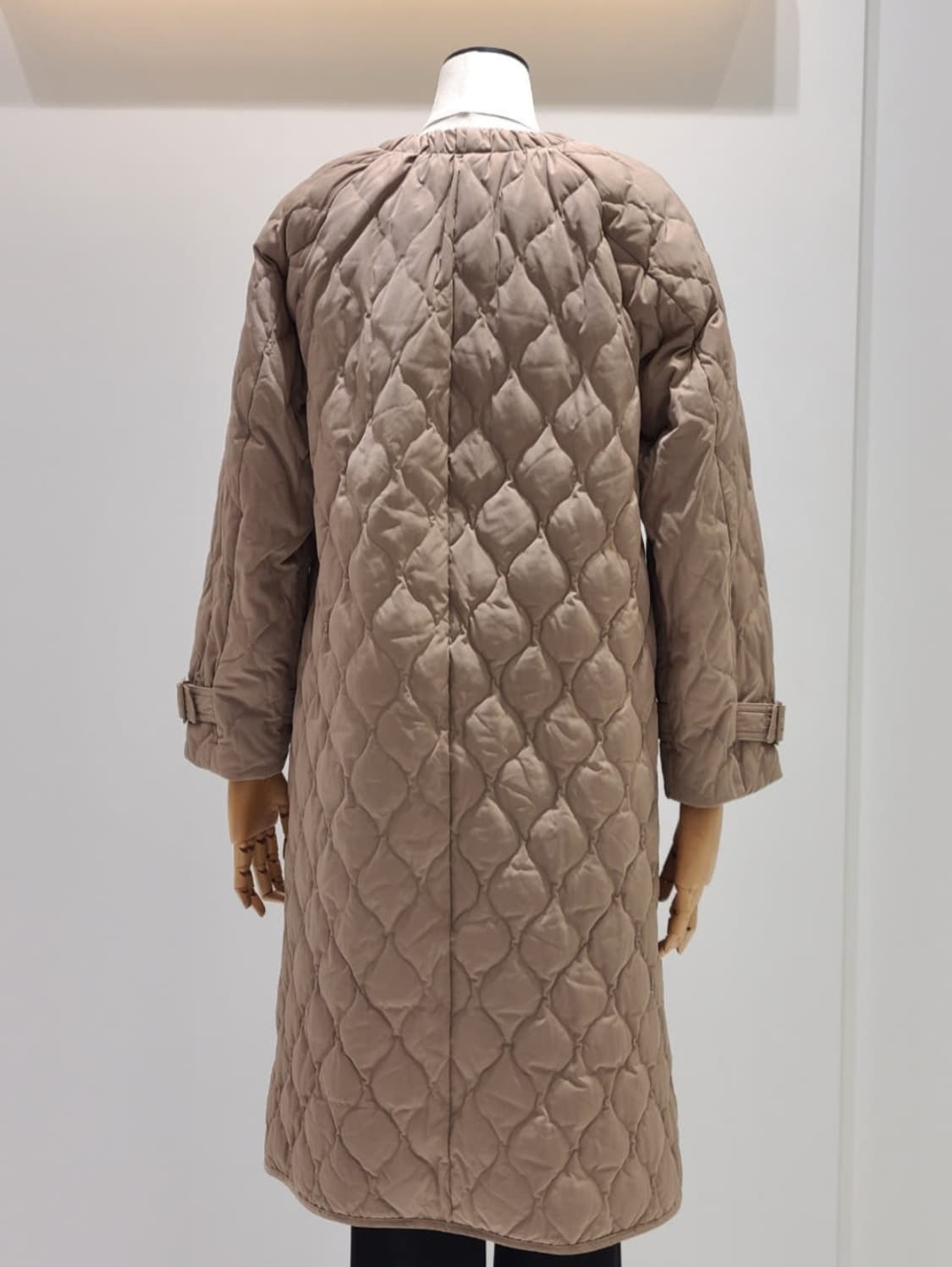 잇미샤 퀼팅 다운 롱패딩 66사이즈 상품이미지4