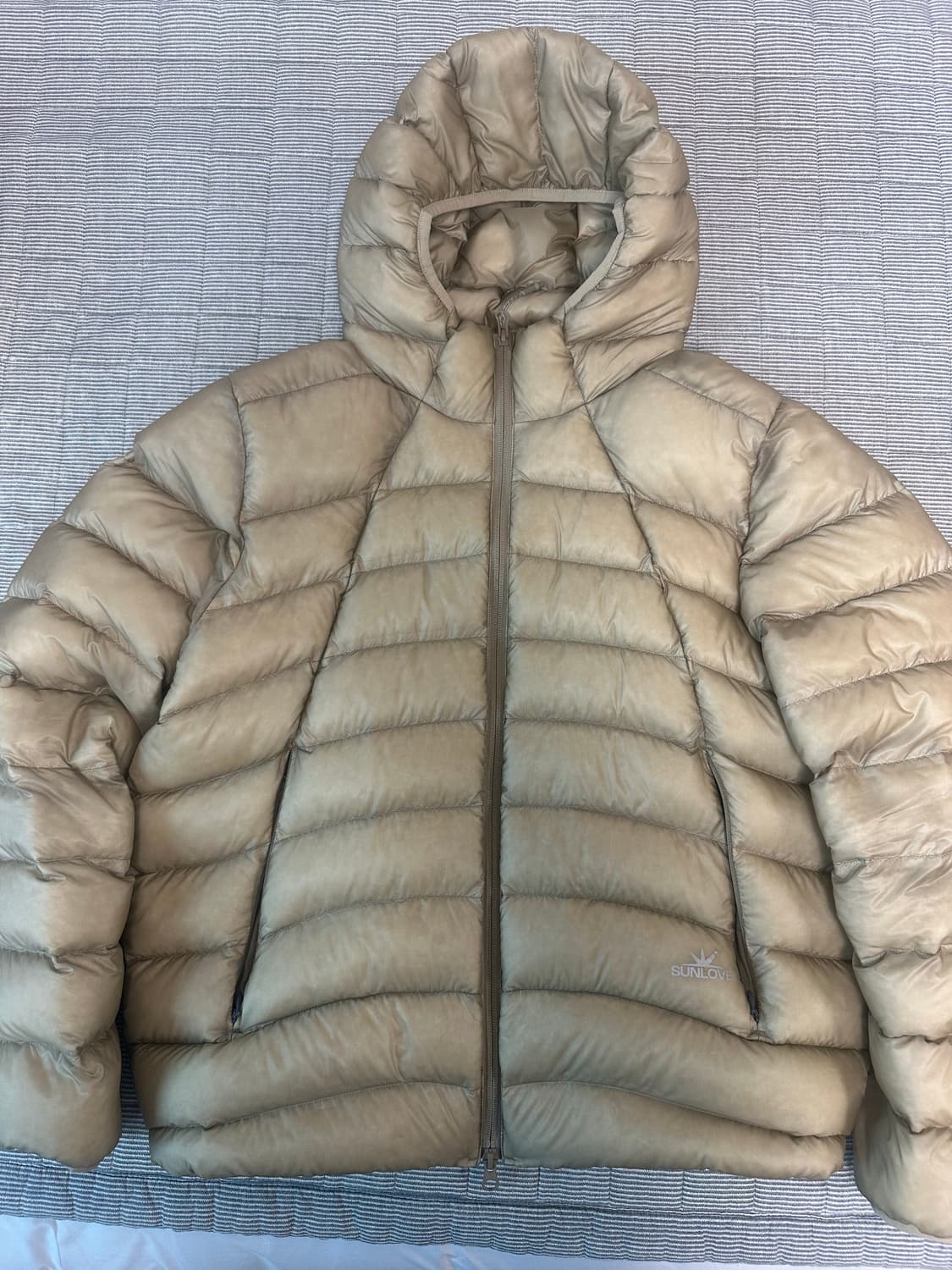 썬러브 SUNLOVE 후드 경량패딩 스톤 M 상품이미지1